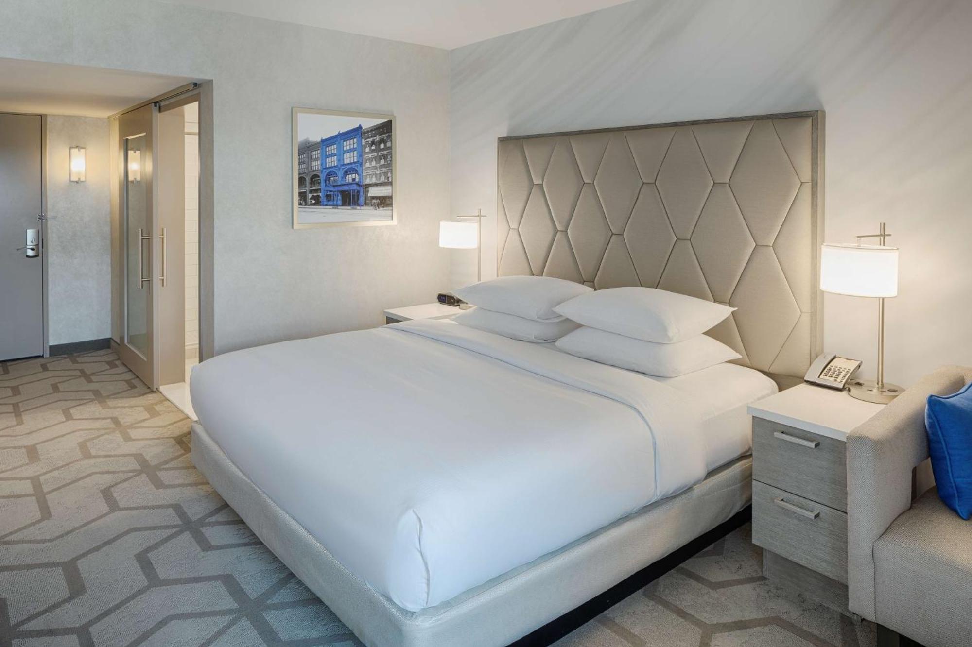 The Kingsley Bloomfield Hills - A Doubletree By Hilton Hotel Bagian luar foto